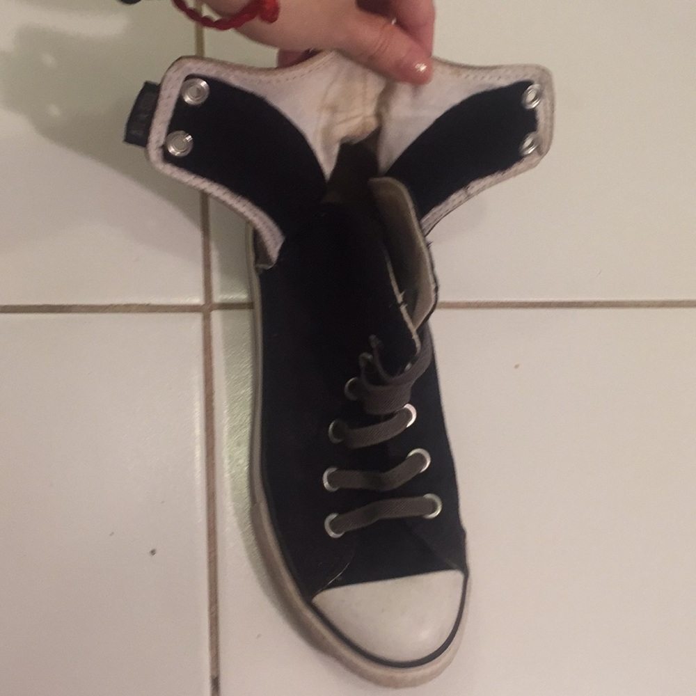 *BOGO 50%*Converse black/ olive green high top - Picture 3 of 4